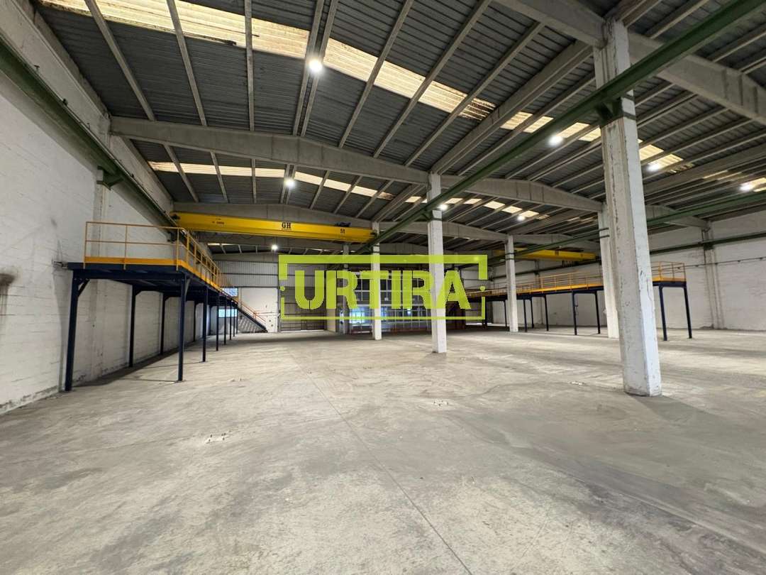 nave en alquiler en aduna