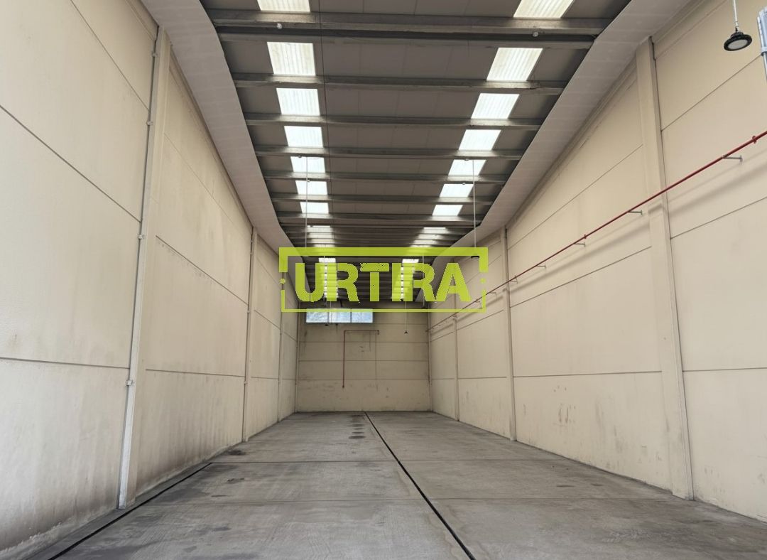 nave en venta en lezo